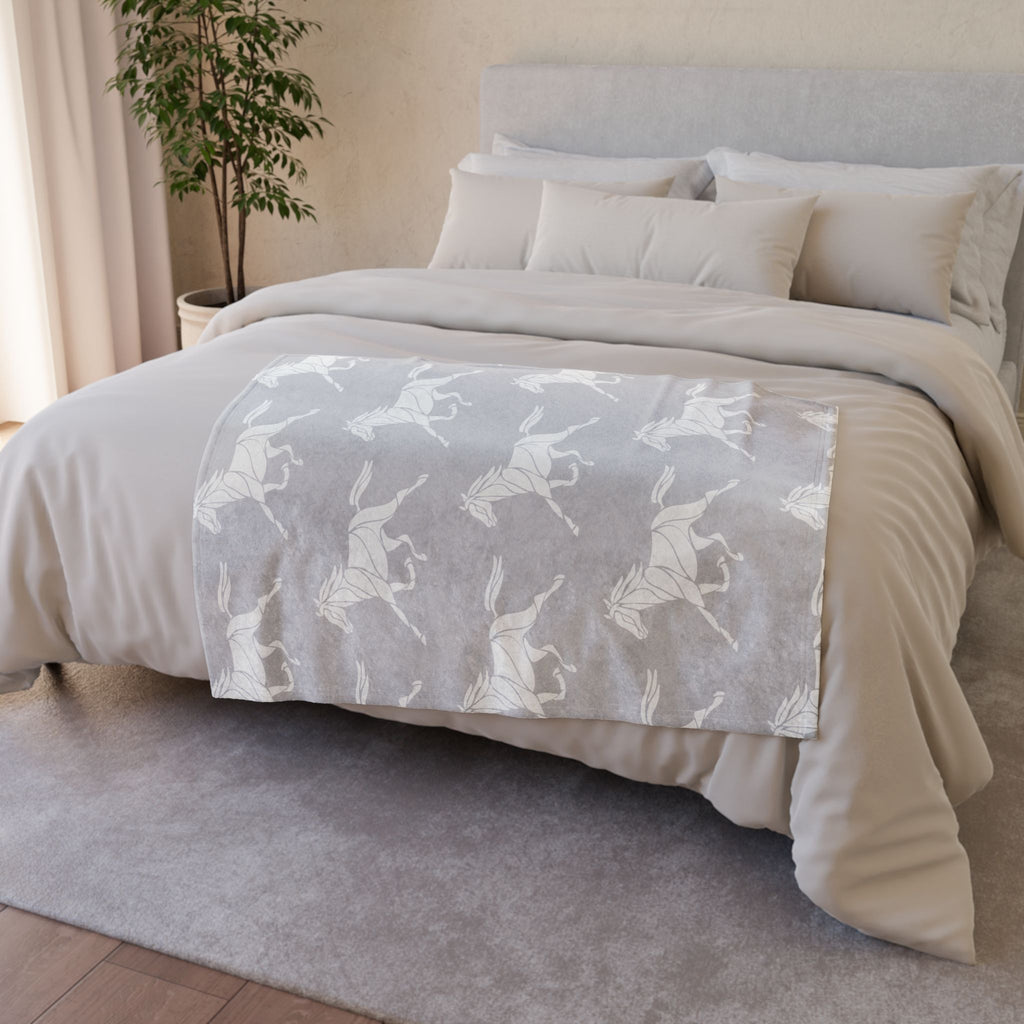 Horse Pattern Soft Polyester Blanket — Grey Running Horses Throw for Equestrian Lovers